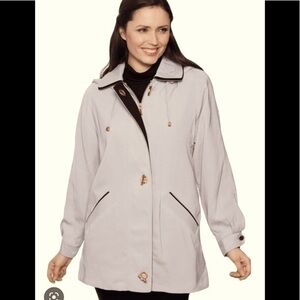 DAVID BARRY size 12 (large) longer Panama syle showerproof women’s jacket.